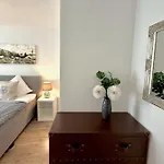 Belle Kitz Pure Im Zentrum By Belle דירה *