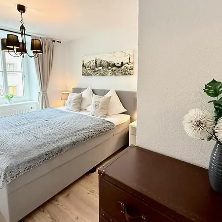 Belle Kitz Pure Im Zentrum By Belle Кицбюэль