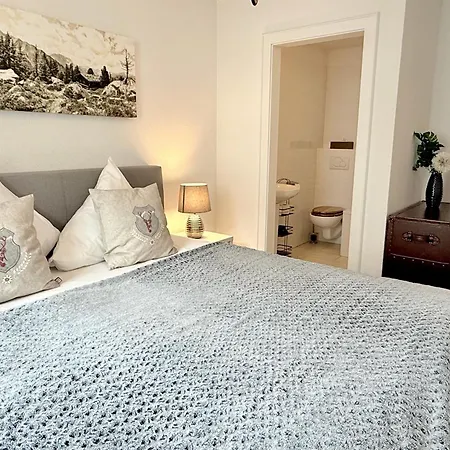 Belle Kitz Pure Im Zentrum By Belle